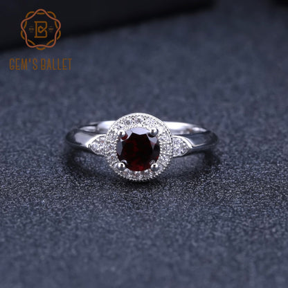 GEM'S BALLET 1.05Ct Round Natural Red Garnet Classic Gemstone Ring 100% 925 Sterling Silver Wedding Rings for Women Fine Jewelry