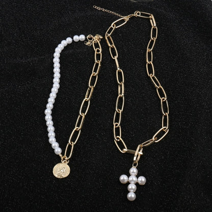 Pearls Geometric Pendants Necklaces