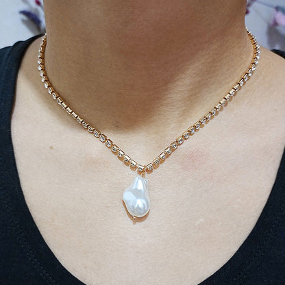 Pearls Geometric Pendants Necklaces