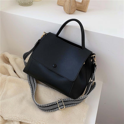 Fashion Simply PU Leather Cross body Bag