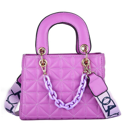 Famous Brand Classic Quilted Design Hand Bag