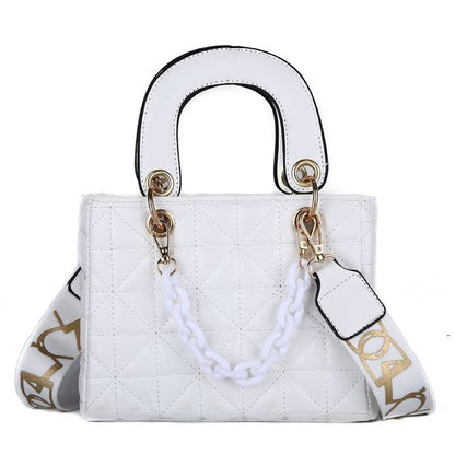 Famous Brand Classic Quilted Design Hand Bag