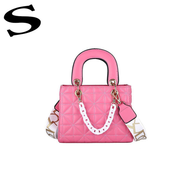 Famous Brand Classic Quilted Design Hand Bag