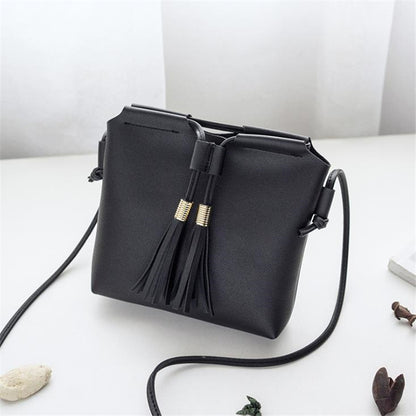 Fashion Tassel Messenger Bag