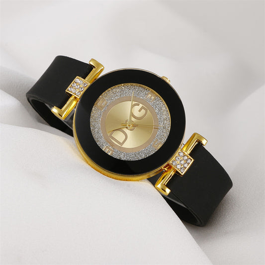 Simple black white quartz watch