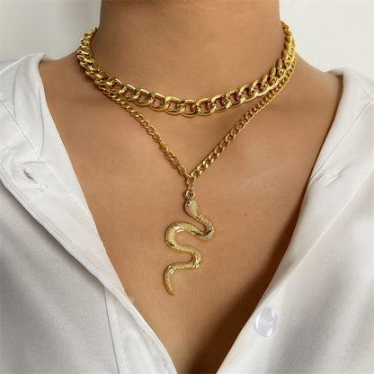 Multilayer Snake Pendant Chain Necklace