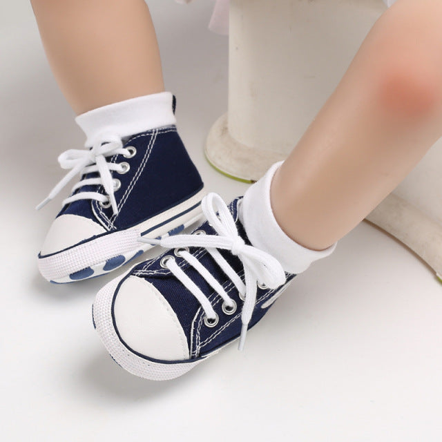 Baby Canvas Classic Sneakers Newborn