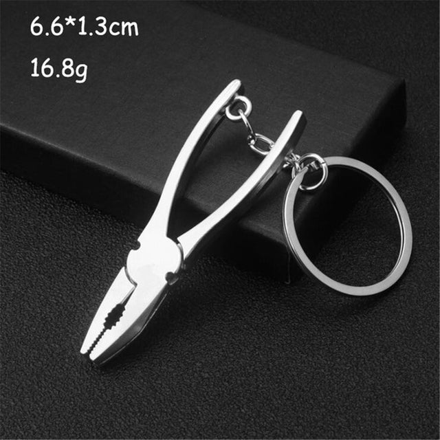 Key chains Outdoor Combination Tool