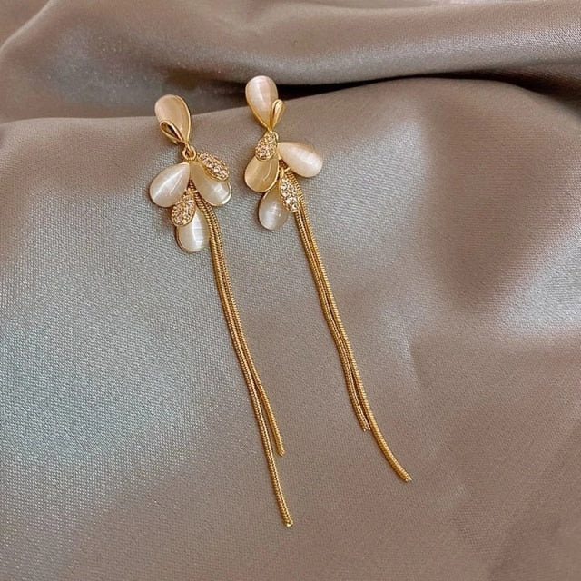 Classic Elegant Simulated-pearl Tassel Long Crystal Earring