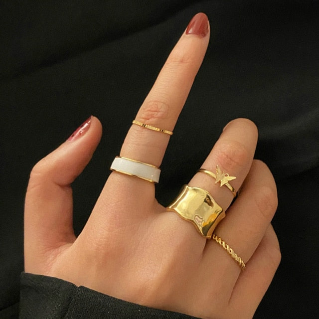 Gold Chain Rings Set