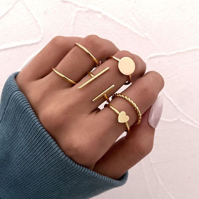 Gold Chain Rings Set