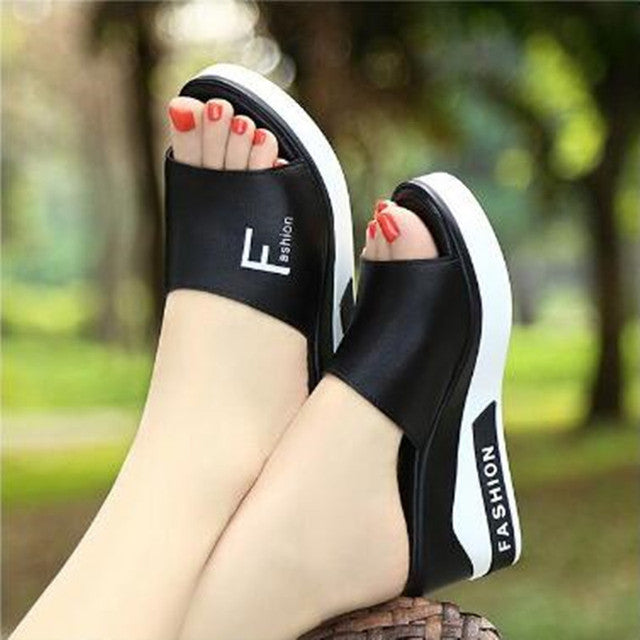 NEW Summer Women Slippers