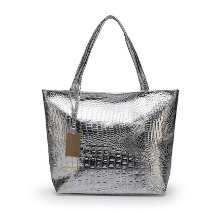 High Capacity Crocodile-pattern Bag