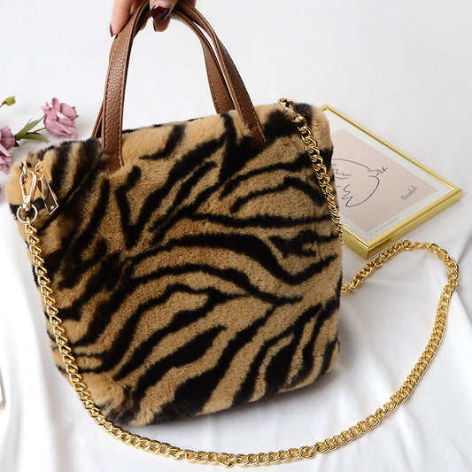 Winter New Faux Fur Large Capacity Leopard Handbag